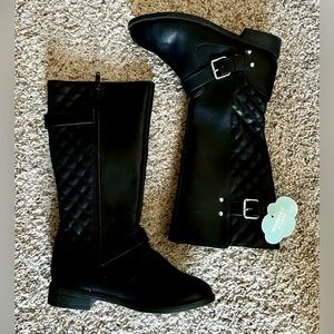 Girl’s Fall Quilted Boots